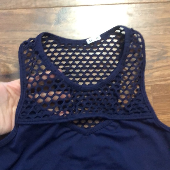 Yogalicious Navy Mesh Cut Out Tank Top - Picture 4 of 6